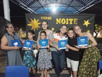 Noite de Autógrafos reuniu centenas de pessoas em Rio Bonito do Iguaçu